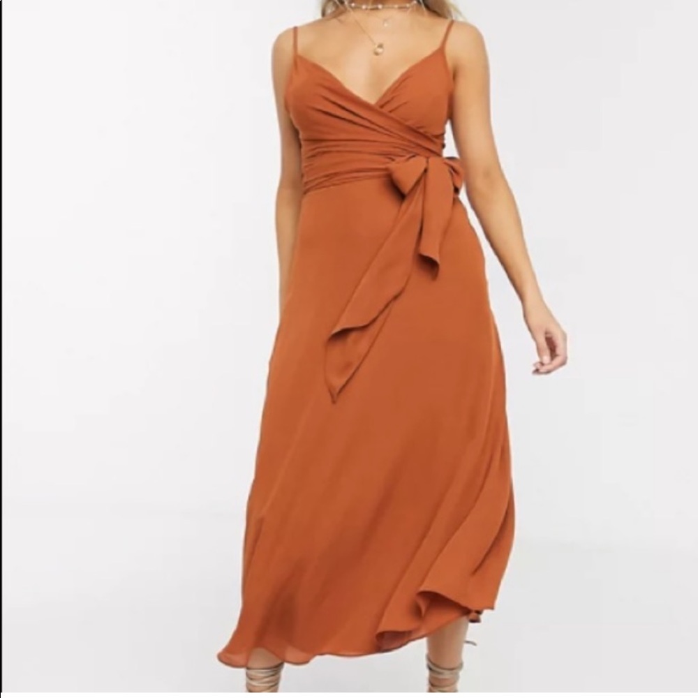Flowy sleeveless wrap dress, rust/orange color